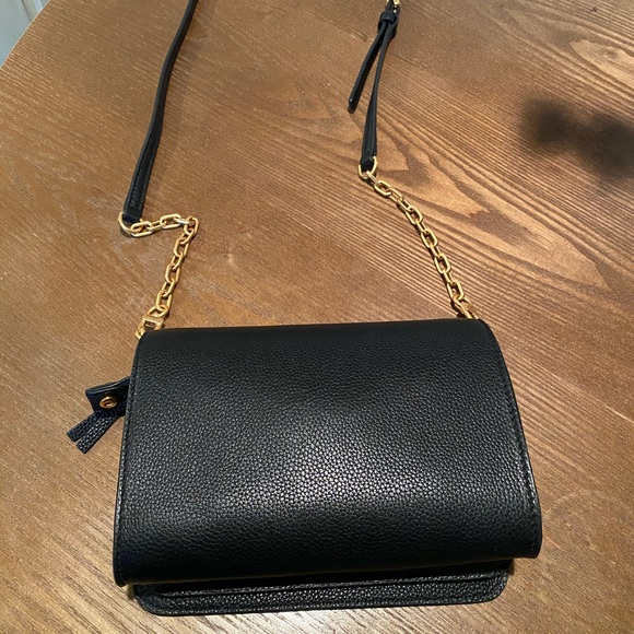 *SOLD* Tory Burch Crossbody - Picture 4 of 4